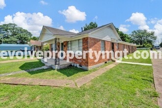 1020 Boston St in Memphis, TN - Building Photo - Building Photo
