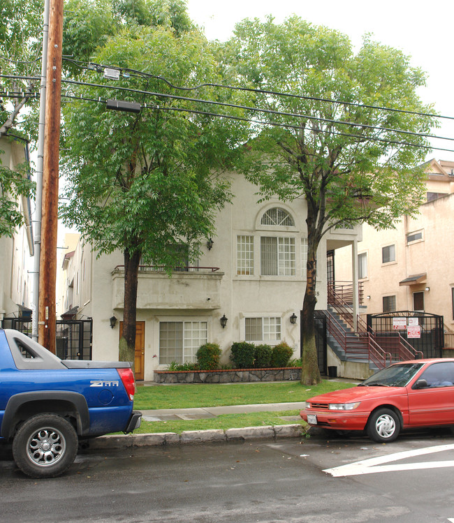 5262 Cartwright Ave in North Hollywood, CA - Building Photo - Building Photo