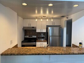 850 N Miami Ave in Miami, FL - Building Photo