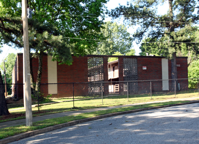 Birchleaf Apartments in Memphis, TN - Building Photo - Building Photo