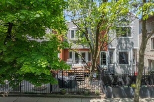 640 W Schubert AVE in Chicago, IL - Building Photo