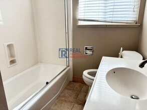 2474 S Ogden St in Denver, CO - Building Photo - Building Photo