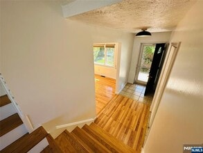 175 Veterans Dr in Northvale, NJ - Building Photo - Building Photo