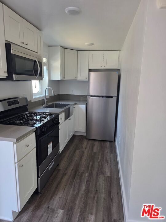 property at 1850 E 71st St