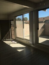 5251 E Carson St in Long Beach, CA - Building Photo - Building Photo