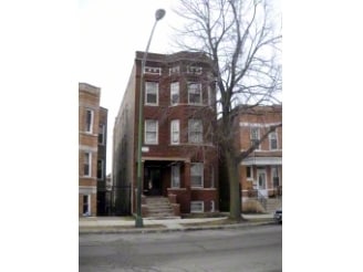 3743 S Damen Ave in Chicago, IL - Building Photo