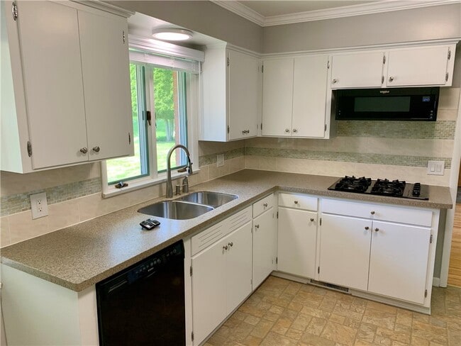 property at 20 Pine Hill Dr