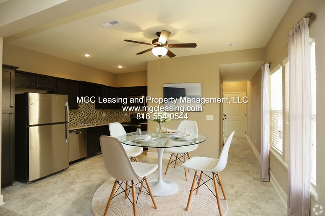 132 Barberry Ln in Raymore, MO - Building Photo - Building Photo