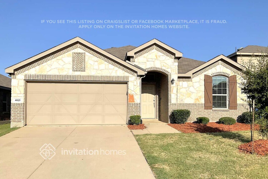 4621 Ashmark Rd in Little Elm, TX - Building Photo