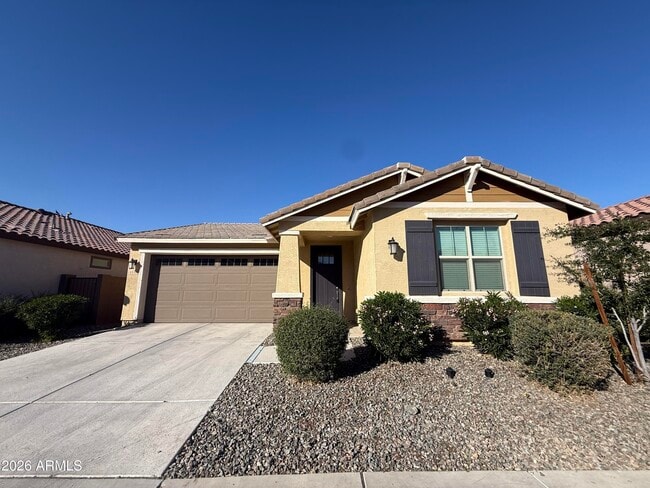 property at 1538 W Carmen St