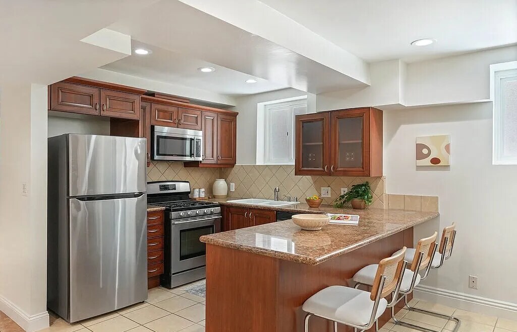 9323 Alcott St, Unit Alcott in Los Angeles, CA - Building Photo