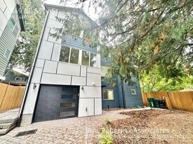 3849 NE 88th St in Seattle, WA - Building Photo
