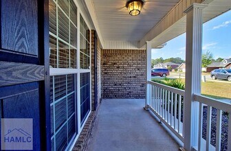 209 Augusta Way in Hinesville, GA - Foto de edificio - Building Photo