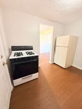 8154 Chaske St in Verona, PA - Building Photo - Building Photo