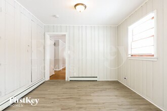 2524 Golfview Dr in Joliet, IL - Building Photo - Building Photo