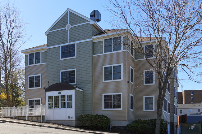 Federal Street Condominiums in Beverly, MA - Building Photo - Building Photo