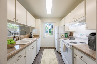 Pacific Oaks in Goleta, CA - Building Photo - Building Photo