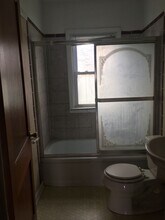 537 Reed St in Waterloo, IA - Building Photo - Building Photo