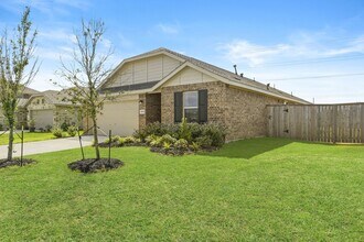 9931 Cliffside Rdg in Baytown, TX - Building Photo - Building Photo