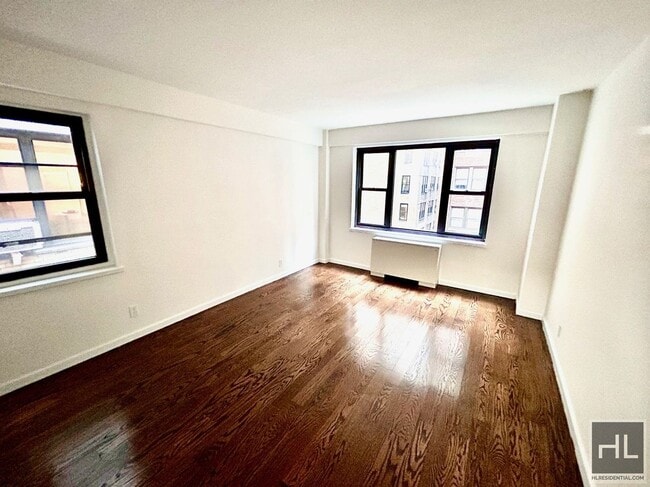 EAST 56 STREET, Unit 9D in New York, NY - Building Photo - Building Photo