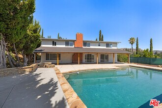 6040 Pat Ave in Los Angeles, CA - Building Photo - Building Photo