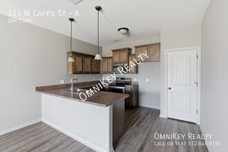 101 Capps St in Rio Vista, TX - Foto de edificio - Building Photo