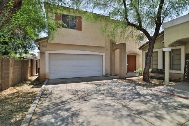 1330 S Red Rock St