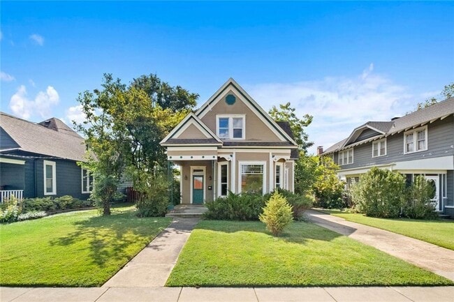 516 W Cypress St in Rogers, AR - Building Photo - Building Photo