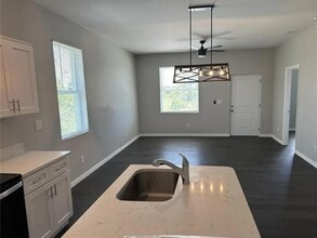 10366 Kidron Ave in Englewood, FL - Building Photo - Building Photo