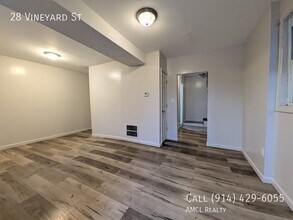 28 Vineyard Ave in Yonkers, NY - Building Photo - Building Photo