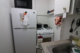 238 Hemenway St, Unit 9 in Boston, MA - Building Photo - Building Photo