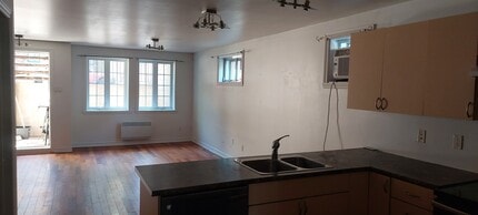 479 Bourgeoys Rue in Montréal, QC - Building Photo - Building Photo