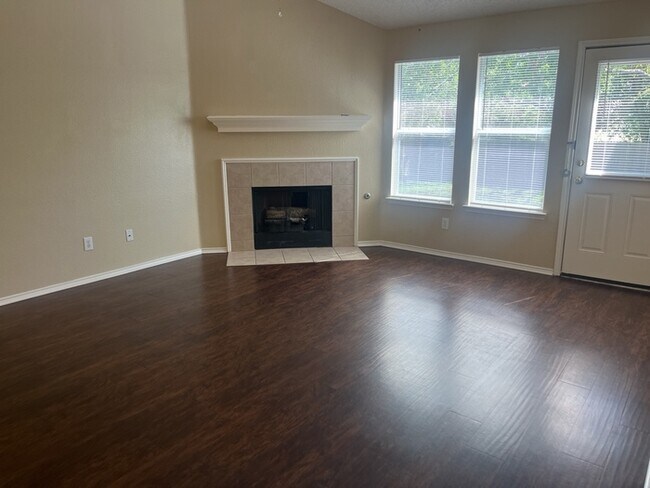 1014 Hampton Dr in Forney, TX - Building Photo - Building Photo