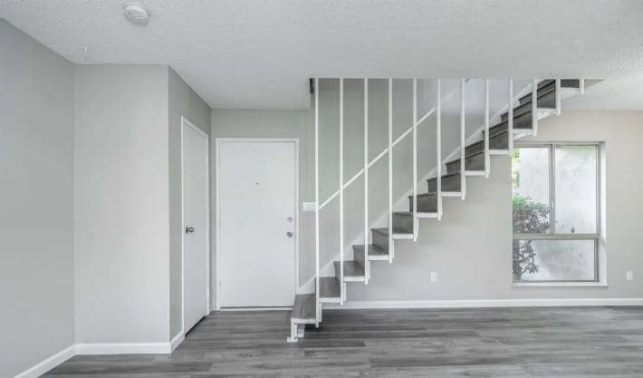 4800 Nordic Dr in Bakersfield, CA - Building Photo