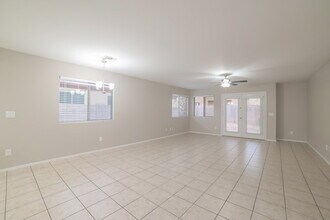 7409 S 37th Glen in Phoenix, AZ - Building Photo - Building Photo