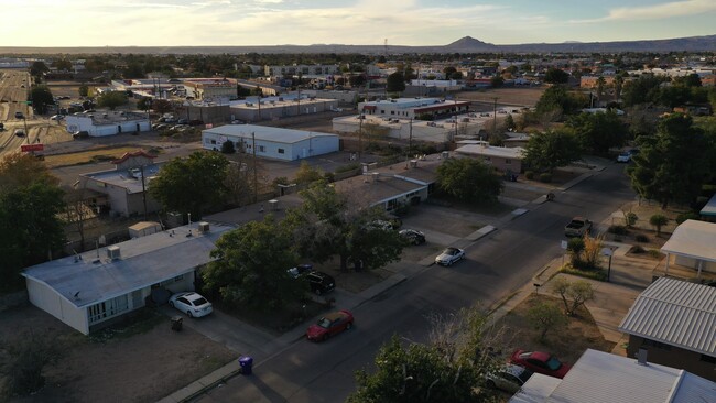 1550 Durazno St in Las Cruces, NM - Building Photo - Building Photo