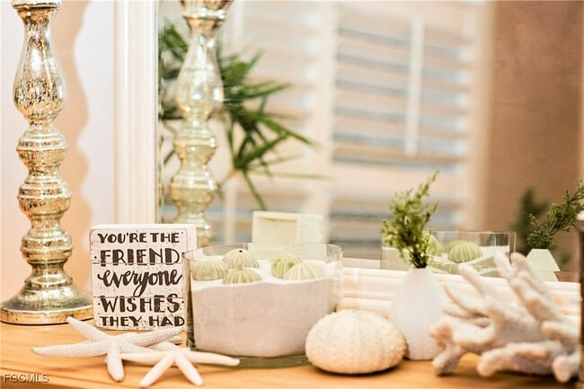 22631 Island Lakes Dr