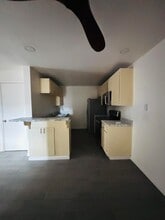 32200 Cathedral Canyon Dr, Unit 67 in Cathedral City, CA - Building Photo - Building Photo