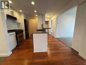 455 Beach Crescent in Vancouver, BC - Building Photo - Building Photo