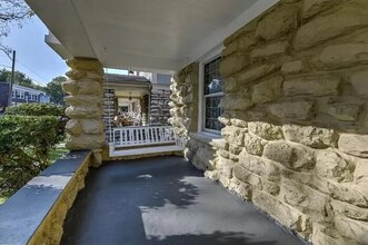 3222 Charlotte St in Kansas City, MO - Foto de edificio - Building Photo