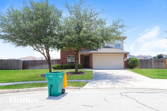 9803 Wolff Run in Converse, TX - Building Photo