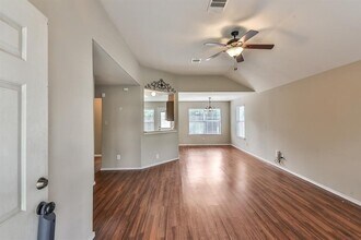 6615 Wellington Meadows Dr in Katy, TX - Building Photo - Building Photo