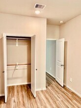 11720 White Cedar St in Willis, TX - Building Photo - Building Photo