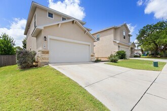 70 Carefree Ct in San Antonio, TX - Building Photo - Building Photo