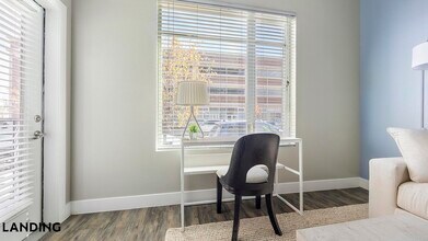 1000 S Broadway in Denver, CO - Foto de edificio - Building Photo