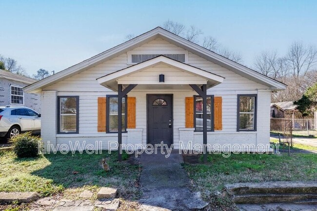 property at 2212 20th St N