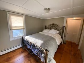 36 Walnut St, Unit Furnished 1 Bedroom in Northampton, MA - Foto de edificio - Building Photo