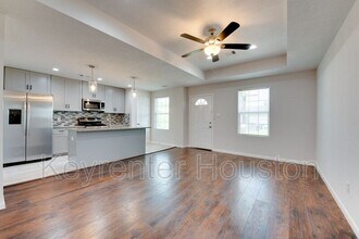 5405 Groveton St in Houston, TX - Building Photo - Building Photo