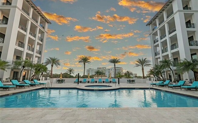 property at 200 E Palmetto Park Rd