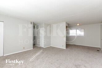 3827 Monica Ct in Indianapolis, IN - Building Photo - Building Photo